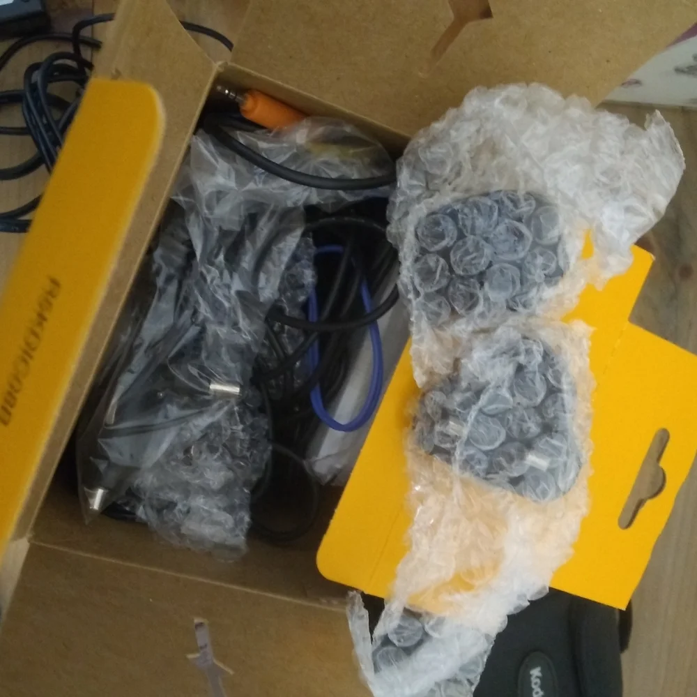 Kodak Easy Share C643 Printer Dock & Digital Camera Bundle